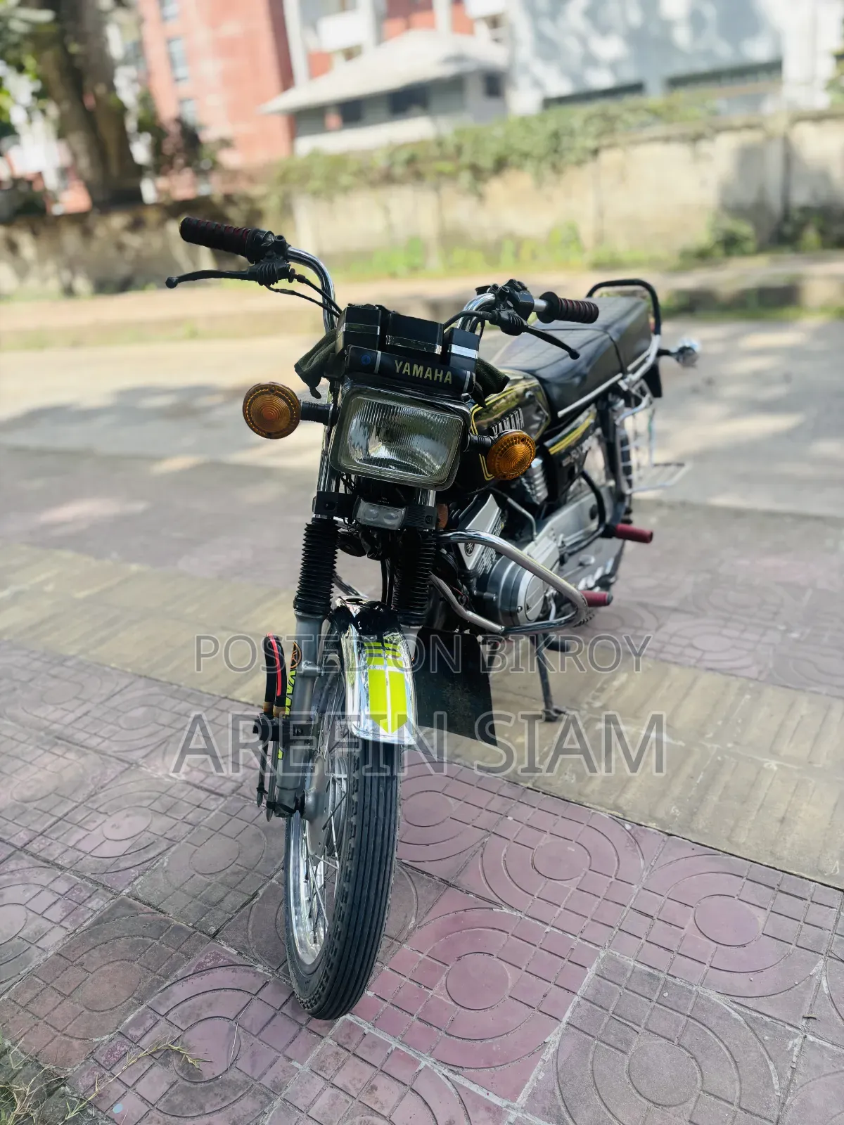 Yamaha 1995 Black