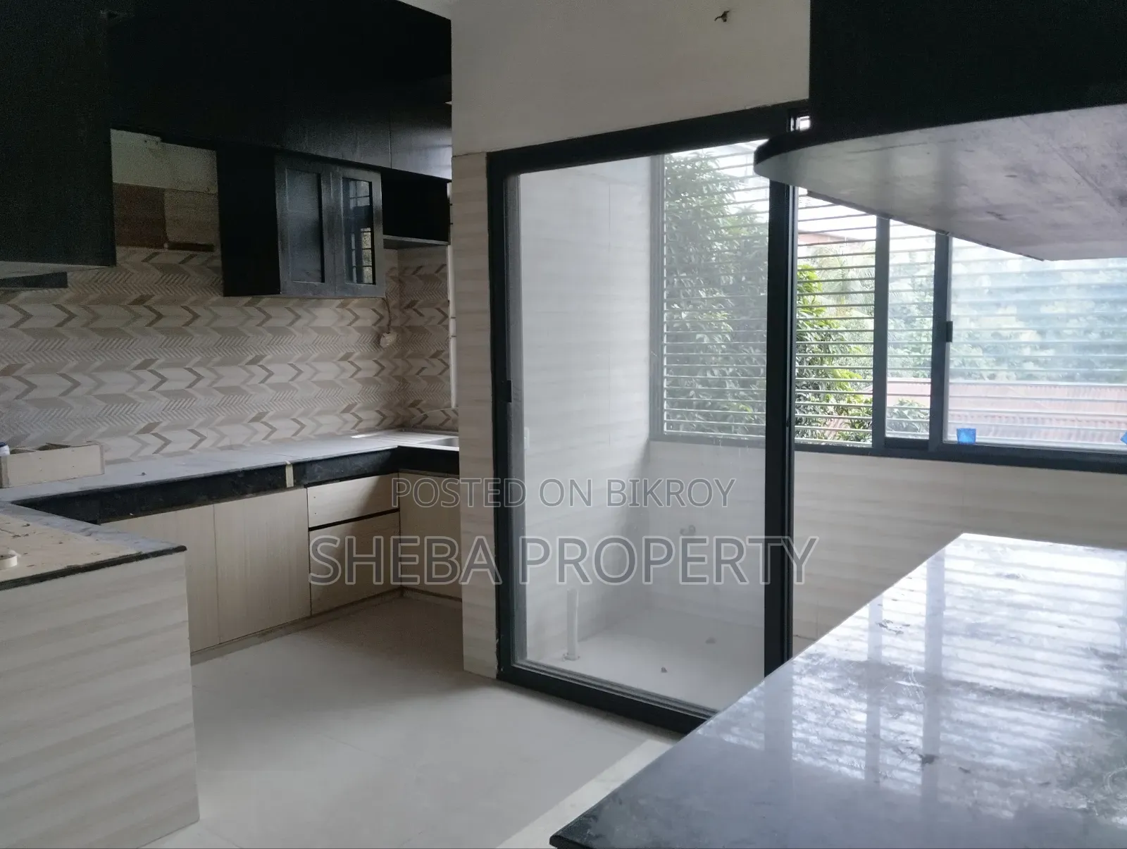 4bdrm Apartment in Creation, Gulshan for rent