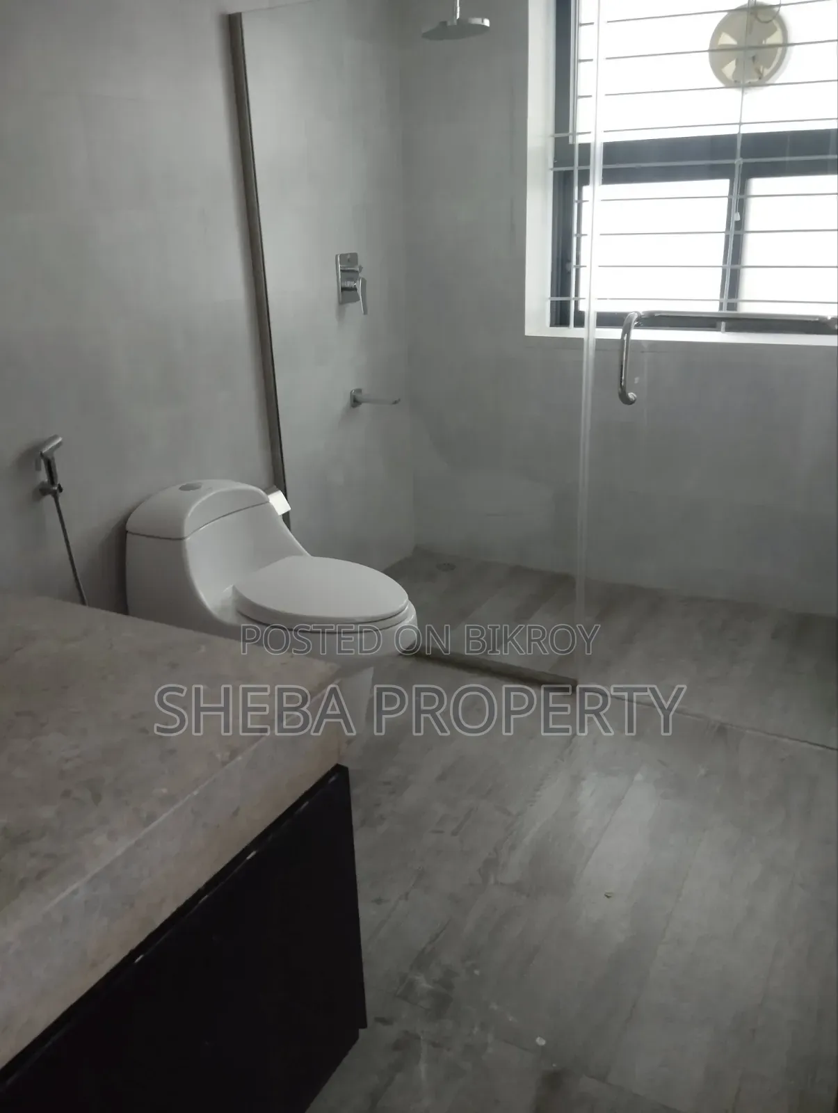 4bdrm Apartment in Creation, Gulshan for rent