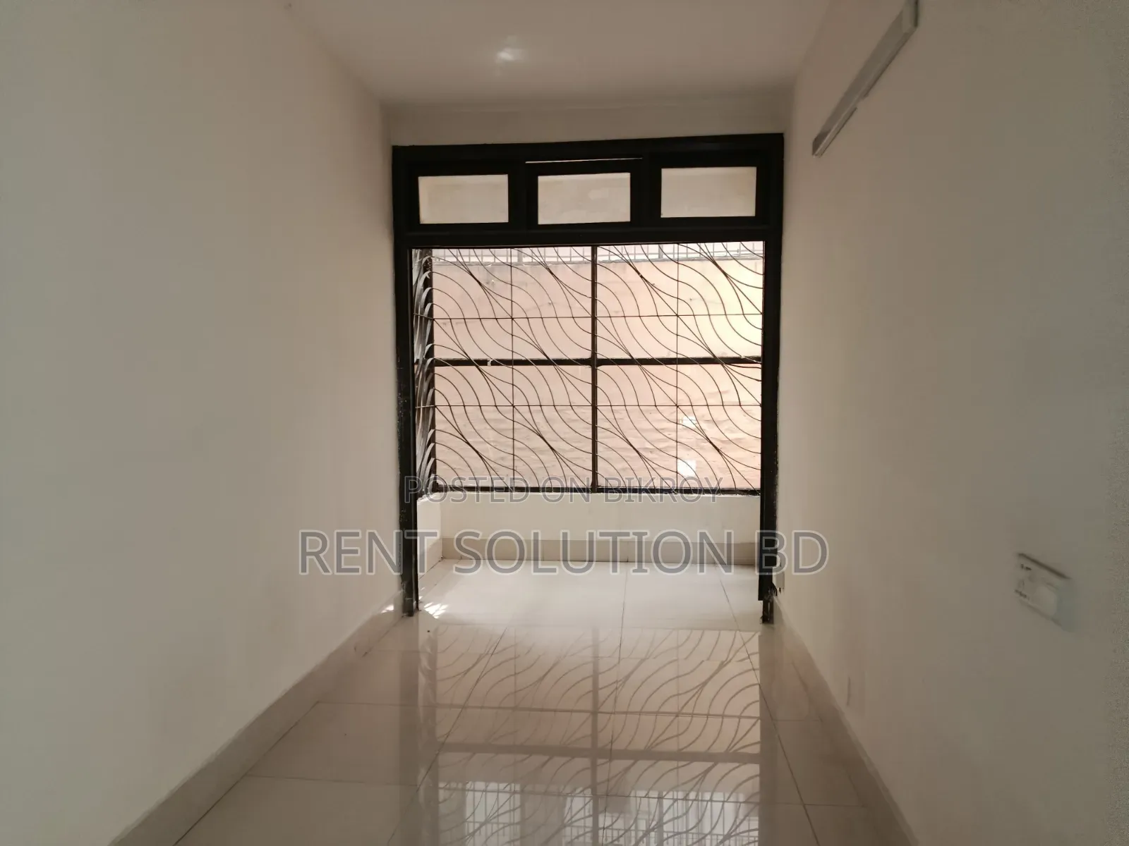 2500 SQFT Office Space Rent at Gulshan 2
