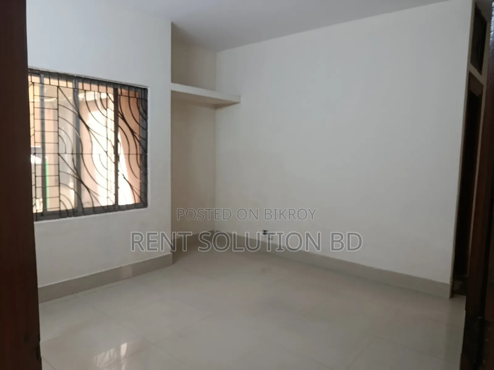 2500 SQFT Office Space Rent at Gulshan 2