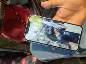Apple iPhone 12 64 GB