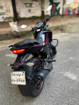 Hero Hunk 2022 Black