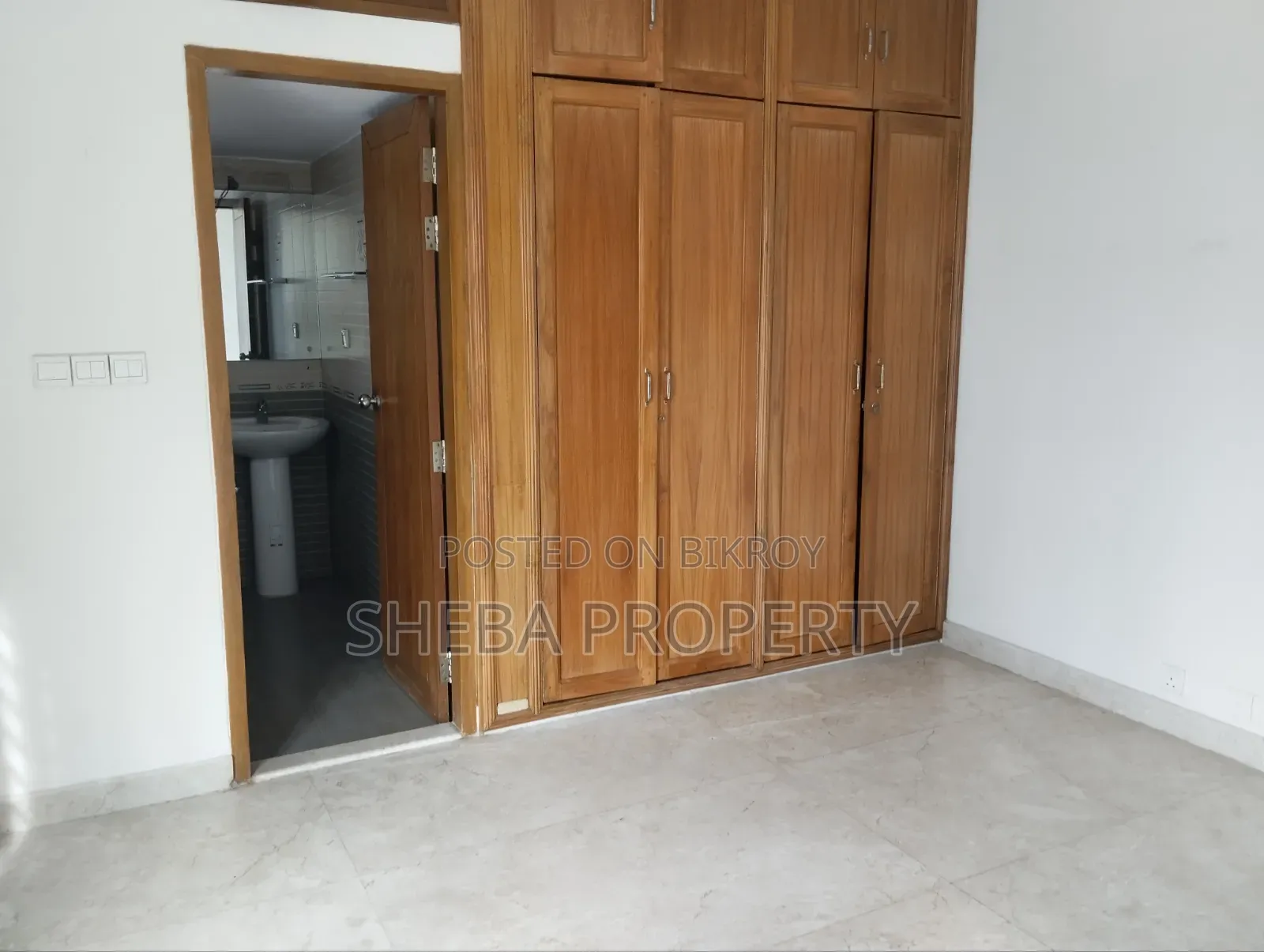 4bdrm Apartment in Navana, Gulshan for rent