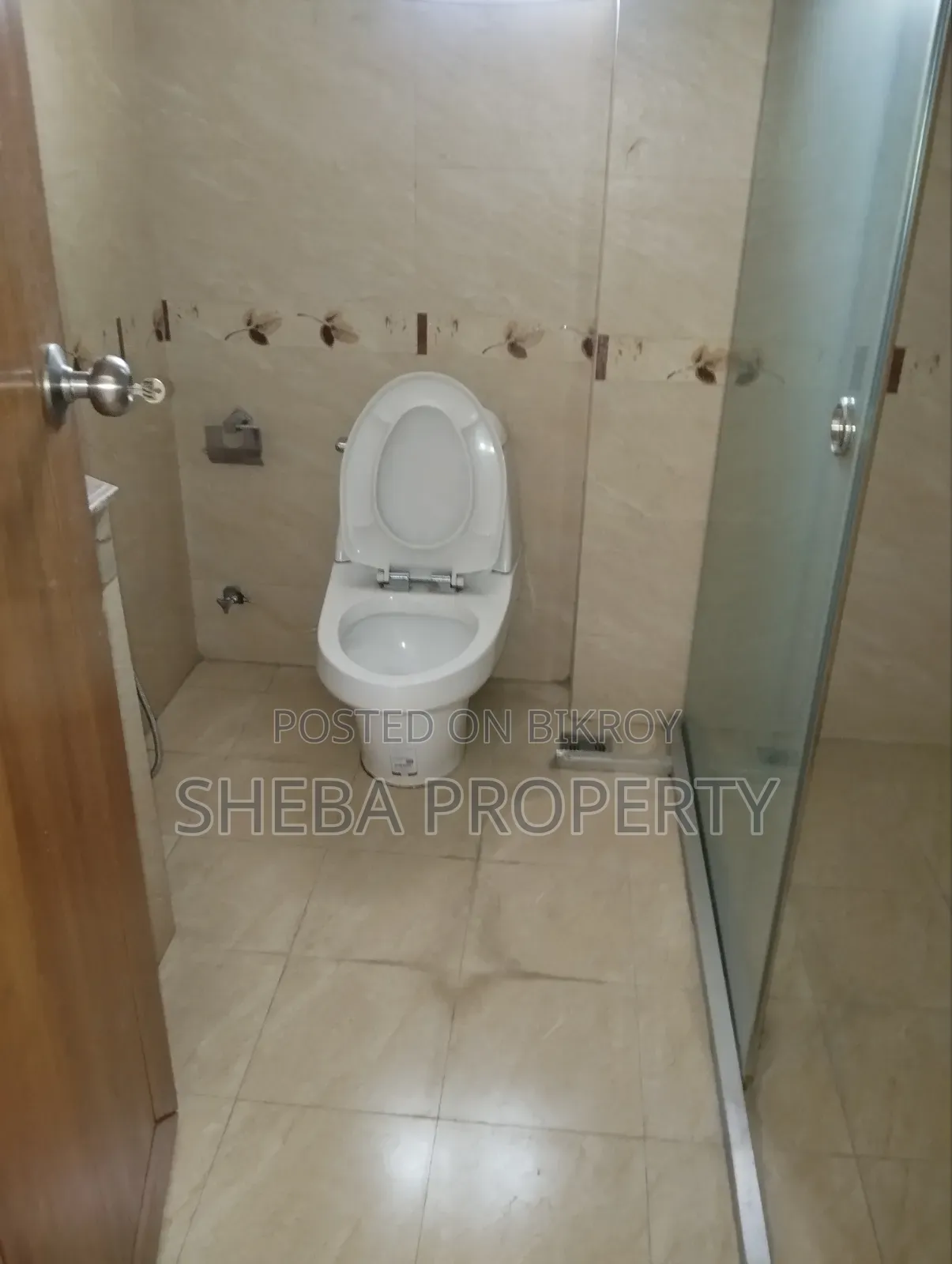 4bdrm Apartment in Navana, Gulshan for rent