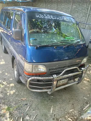 Toyota Grand HiAce 2002 Blue