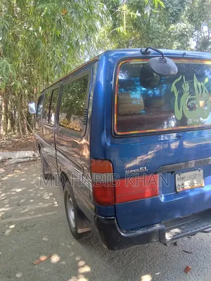 Toyota Grand HiAce 2002 Blue