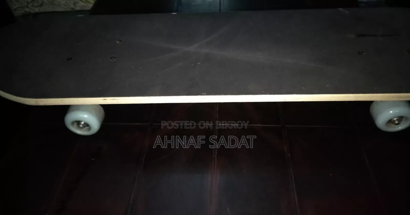 Unused Skateboard With Original Manual – Excellent Condition