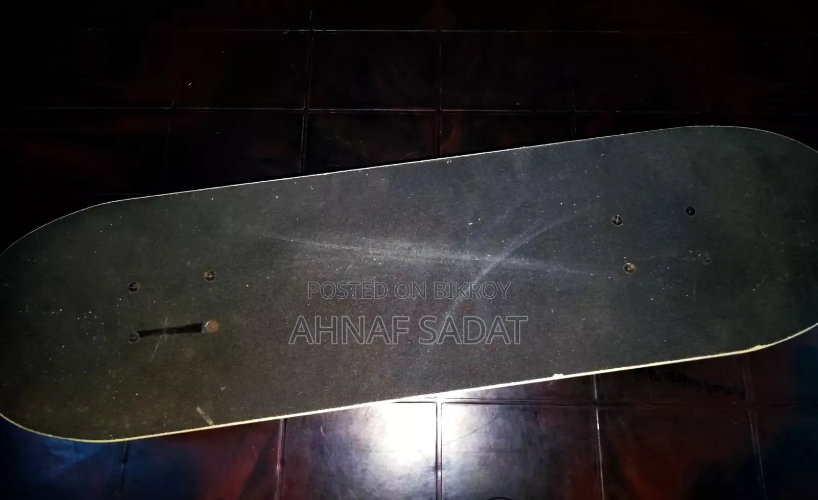 Unused Skateboard With Original Manual – Excellent Condition