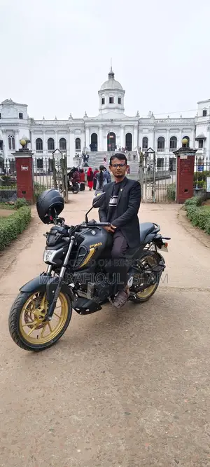 Yamaha FZS V4 2025 Black