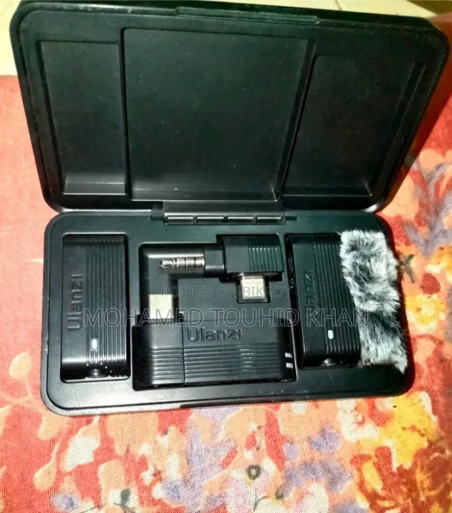 Ulanzi A100 Wireless Microphone