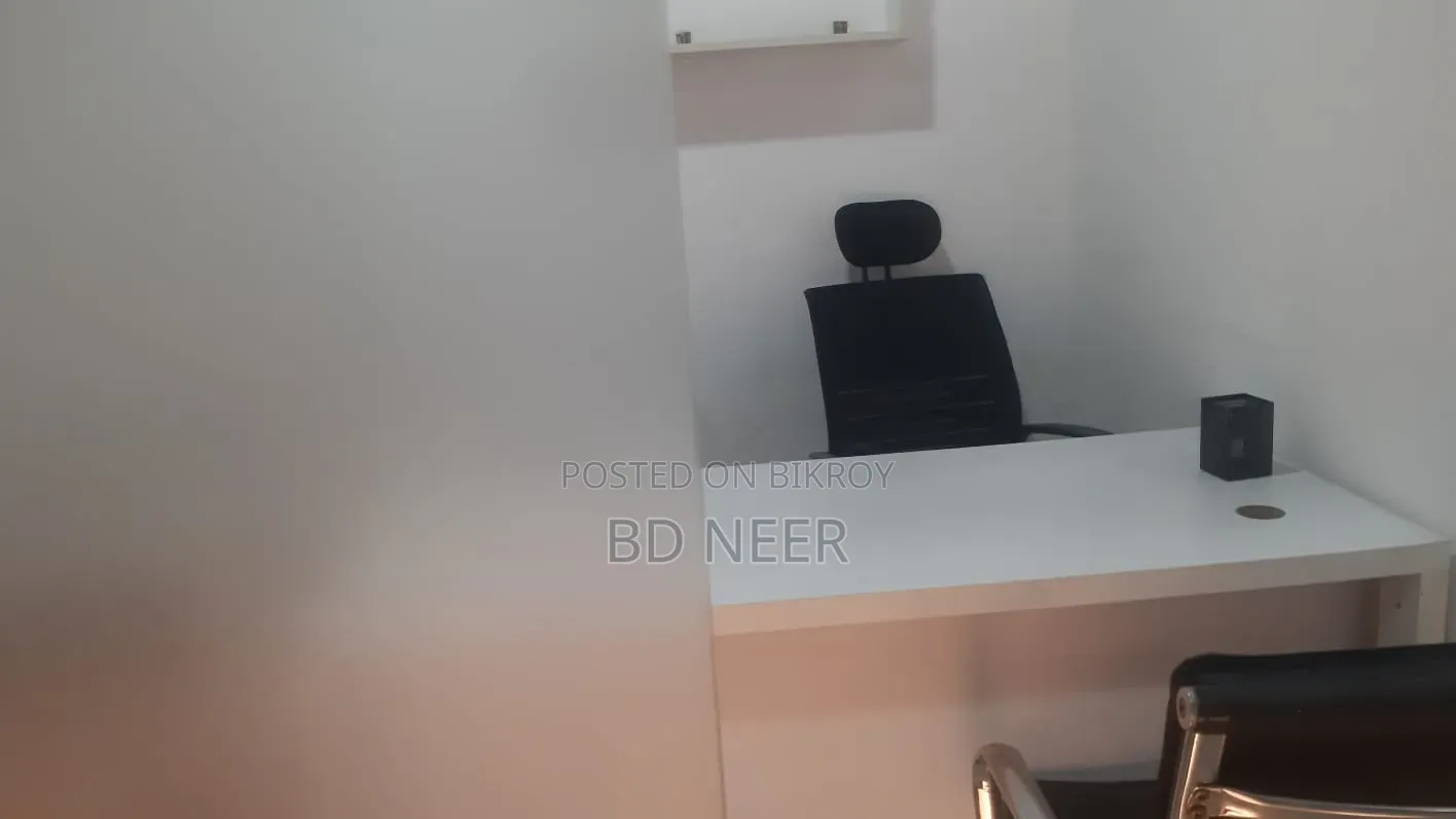 Fully Commercial Furnished 2700 SqFt Office Rent in Banani