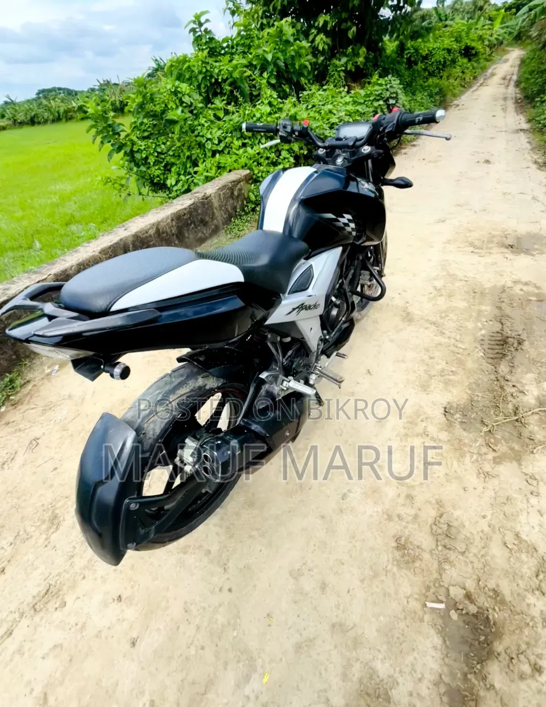 TVS Apache RTR 160 4V 2019 Black