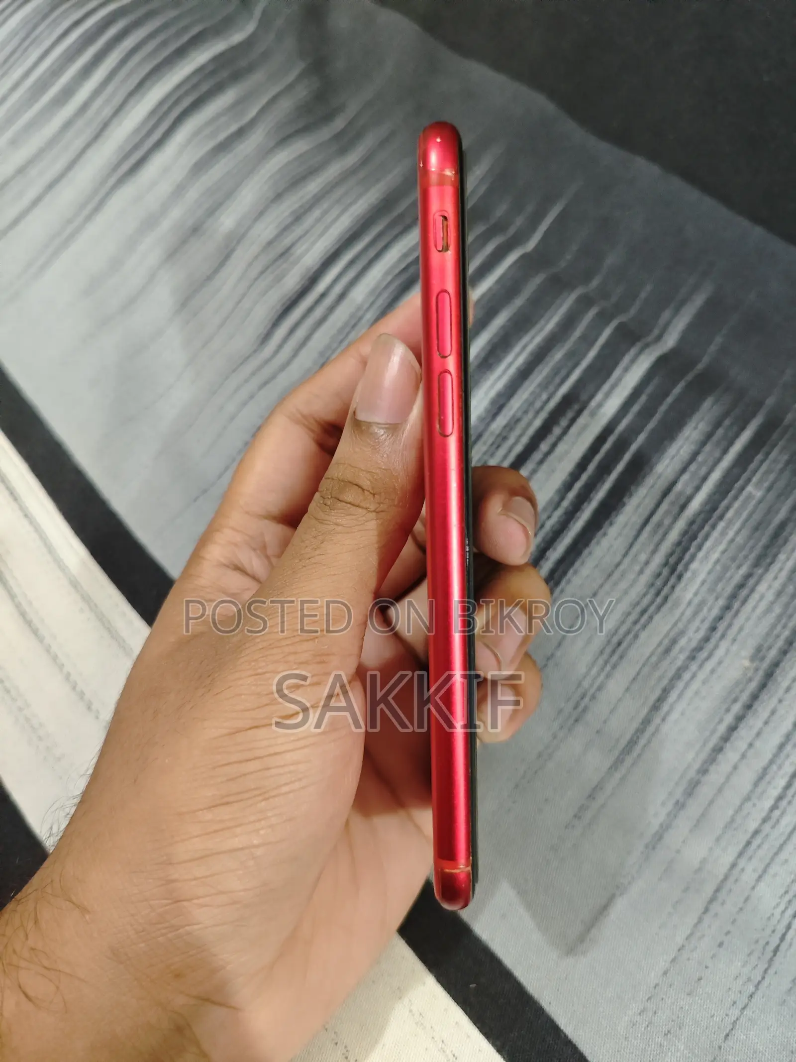 New Apple iPhone SE (2020) 64 GB Red