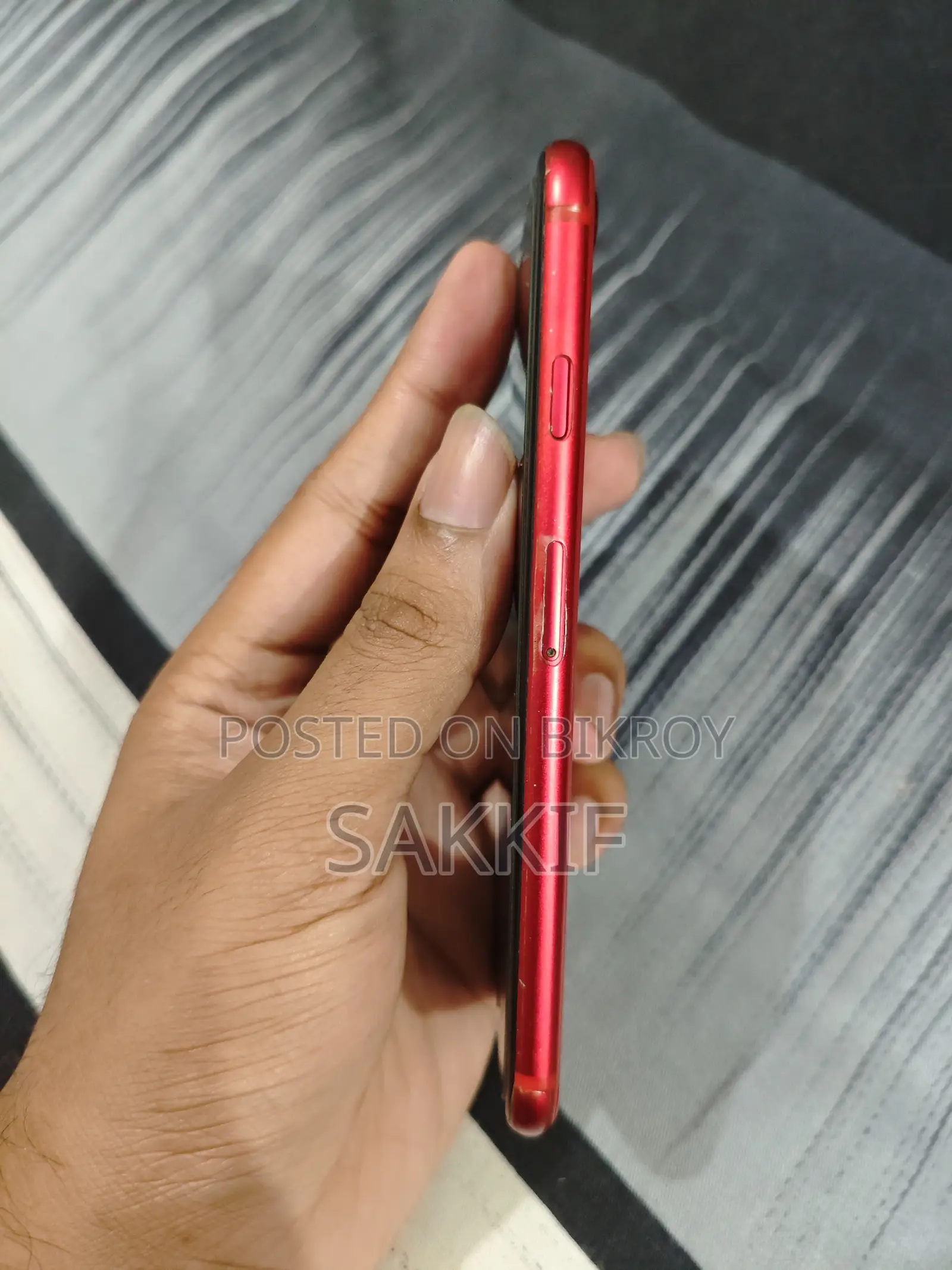 New Apple iPhone SE (2020) 64 GB Red