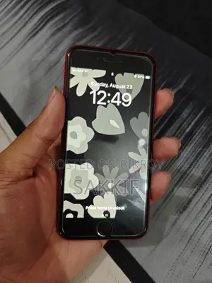 New Apple iPhone SE (2020) 64 GB Red