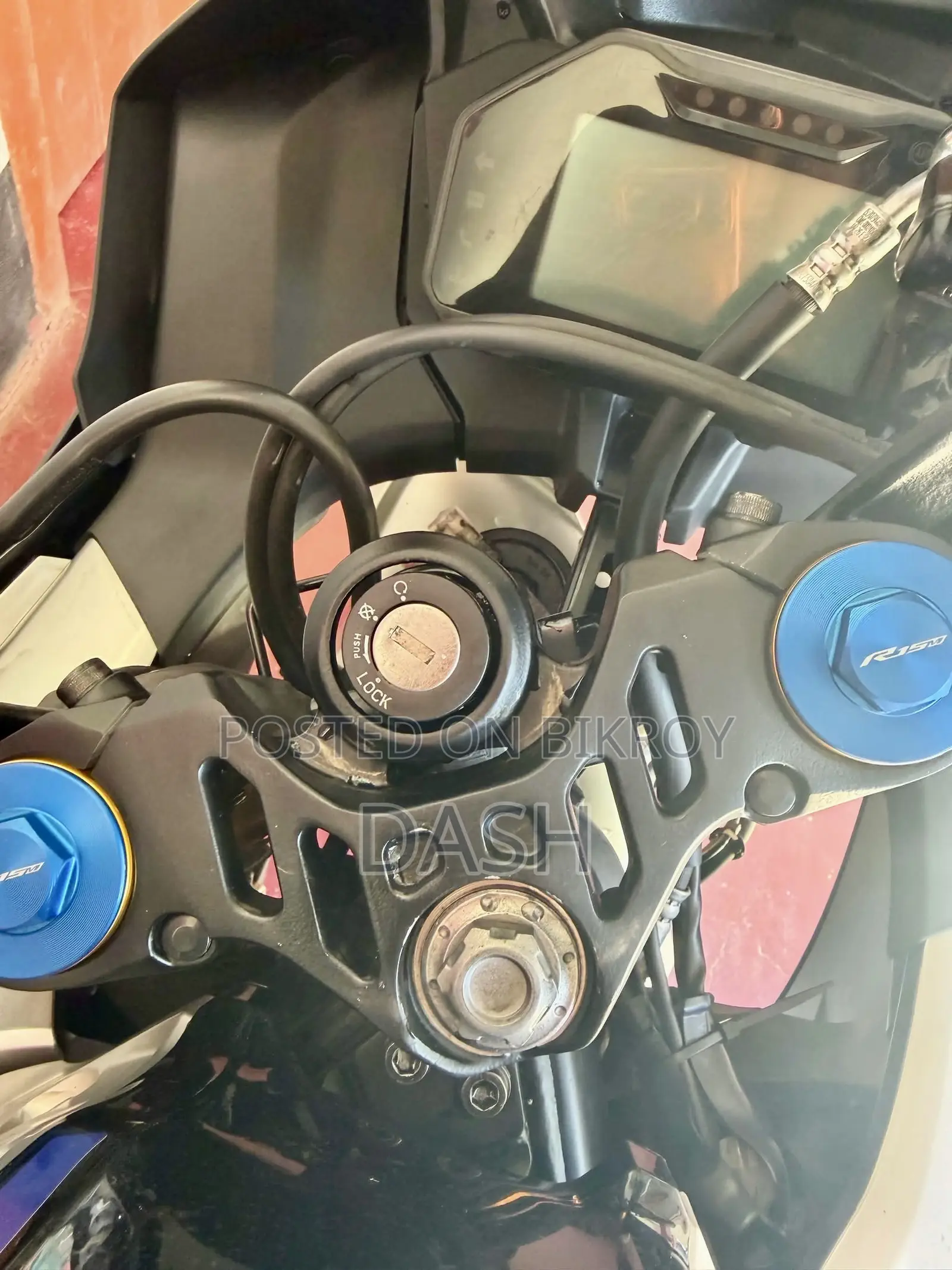 Yamaha R15M 2026 Silver