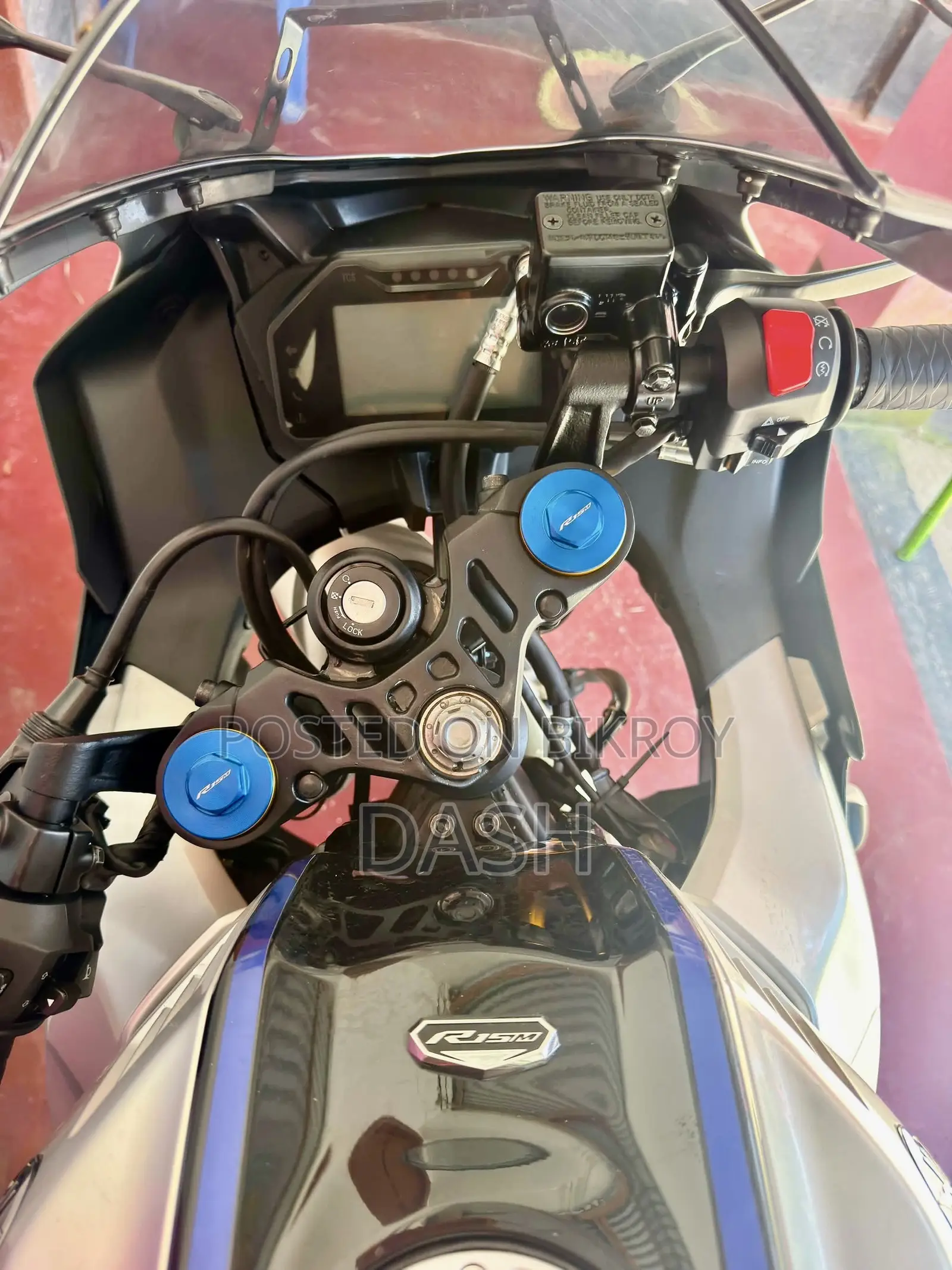 Yamaha R15M 2026 Silver