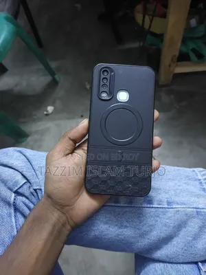 Vivo Y17 64 GB Blue