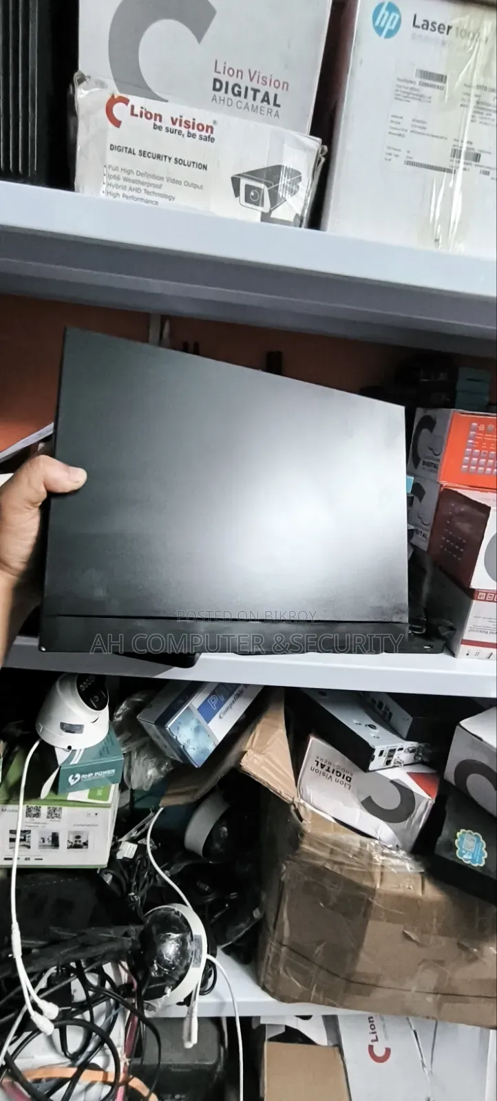 ৩২ চ্যানেল NVR মেশিন নতুন
