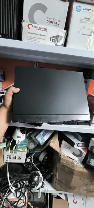 ৩২ চ্যানেল NVR মেশিন নতুন