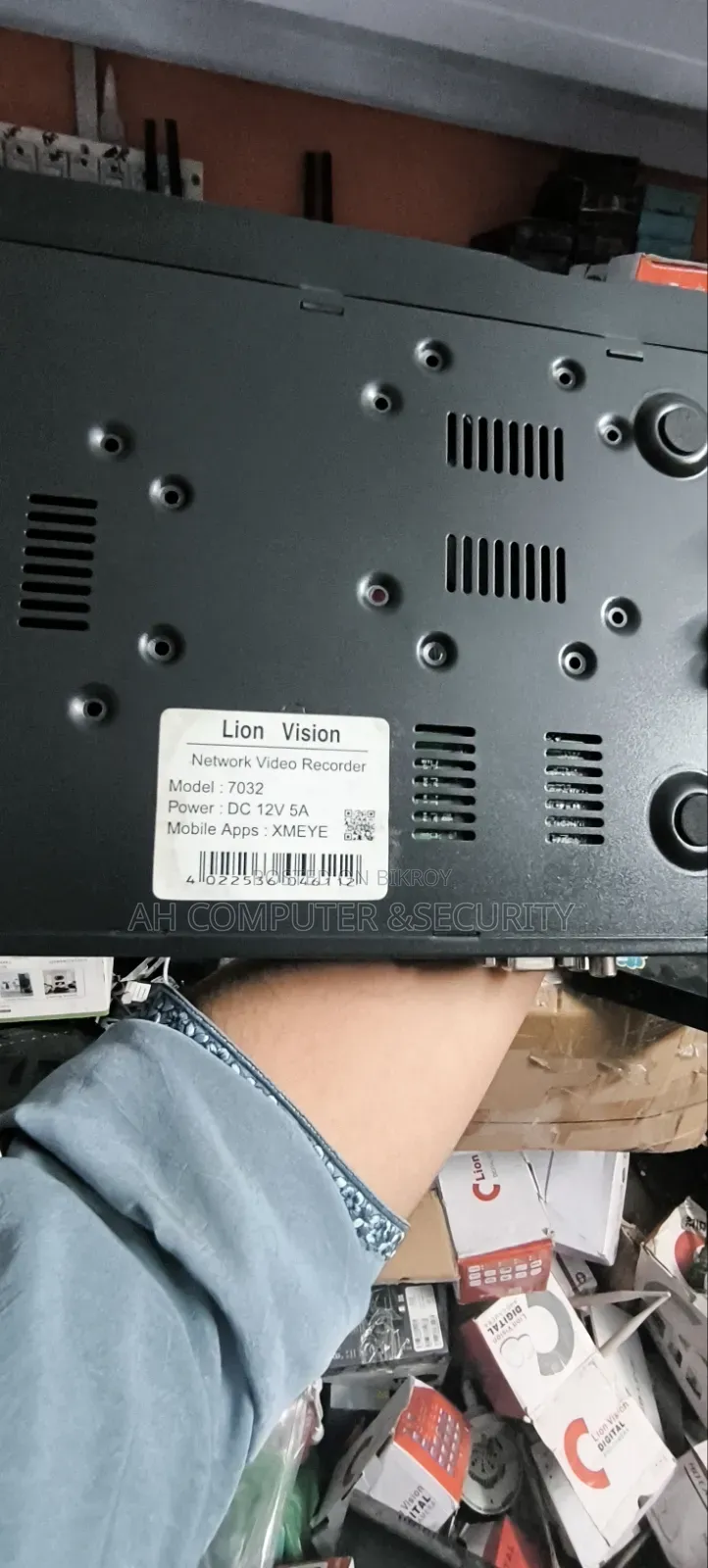 ৩২ চ্যানেল NVR মেশিন নতুন