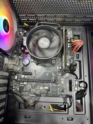 Desktop Computer 8GB AMD Ryzen 5 SSD 128GB