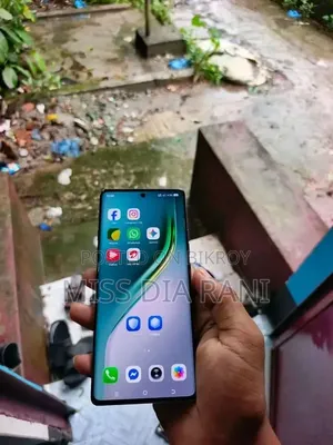 Tecno Camon 40 Pro 4G 256 GB