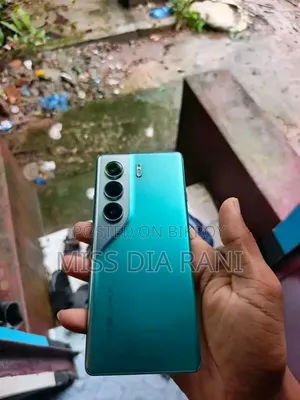 Tecno Camon 40 Pro 4G 256 GB
