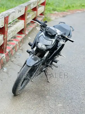TVS Apache 160 4V 2021 Black