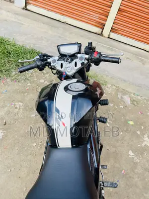 TVS Apache 160 4V 2021 Black