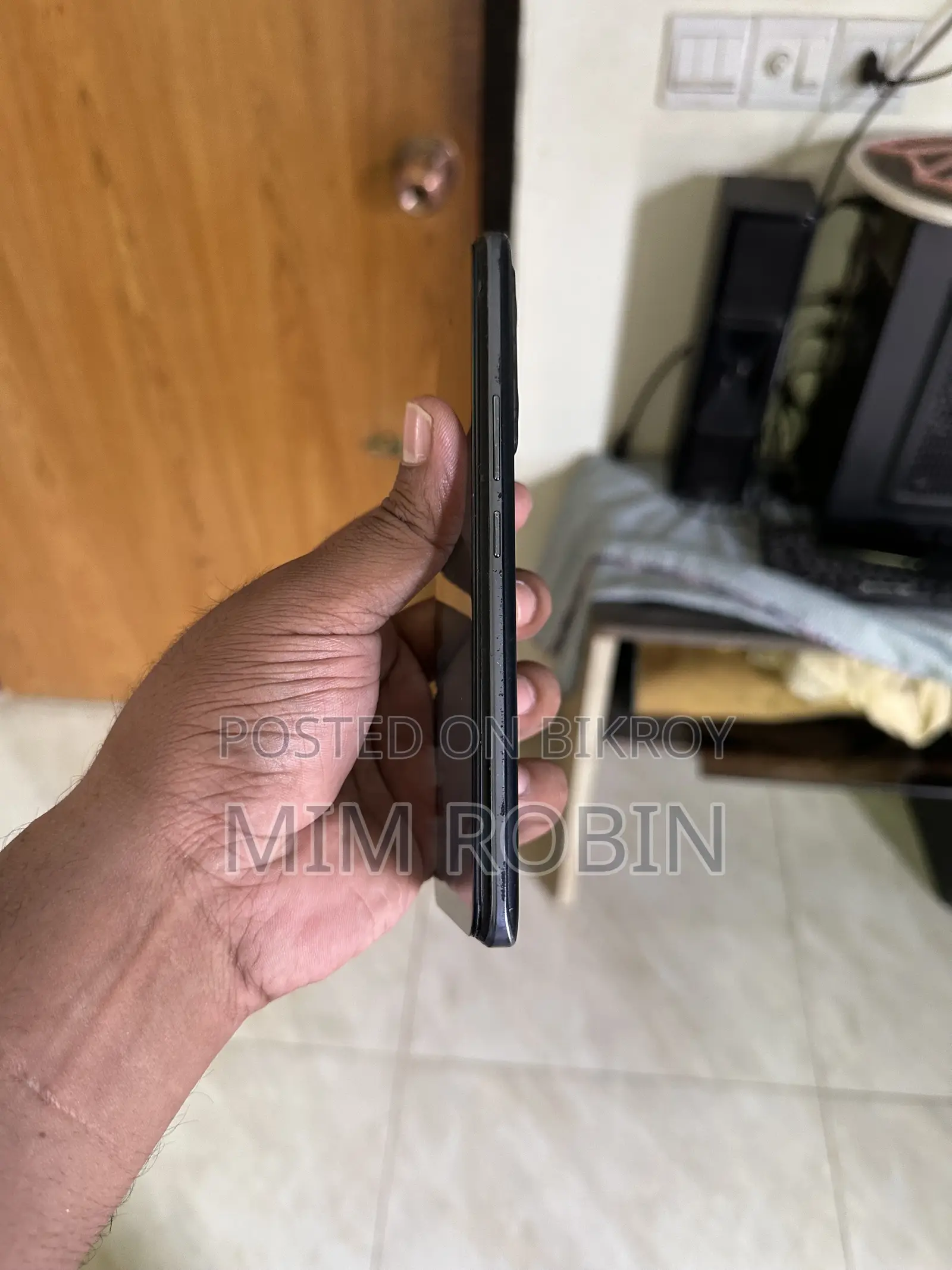 Vivo 128 GB Gray