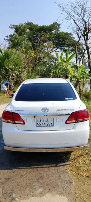 New Toyota Premio 2019 White