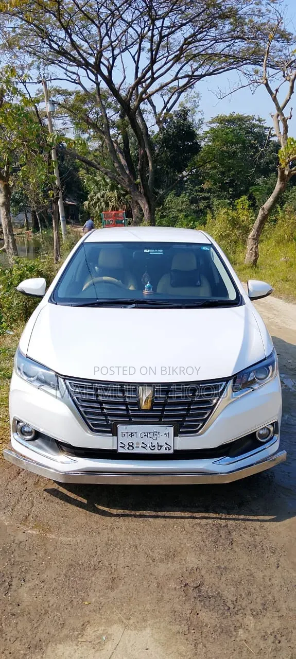 New Toyota Premio 2019 White