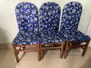 সেগুন কাঠের চেয়ার