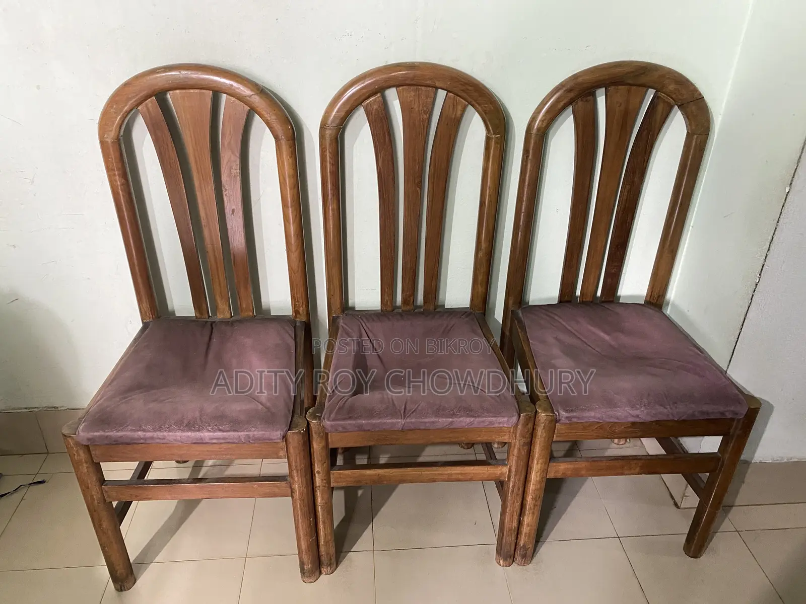 সেগুন কাঠের চেয়ার