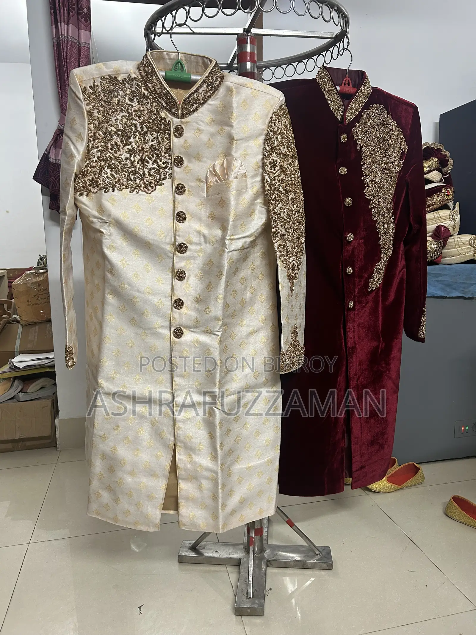 3 টি বিয়ের সেরোয়ানী ও পাকড়ী পায়জামা বিক্রি হবে নতুন