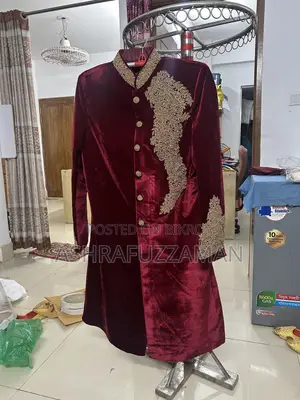 3 টি বিয়ের সেরোয়ানী ও পাকড়ী পায়জামা বিক্রি হবে নতুন