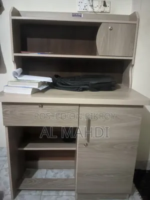 Used Desk Sell! Specially Designed for Students.