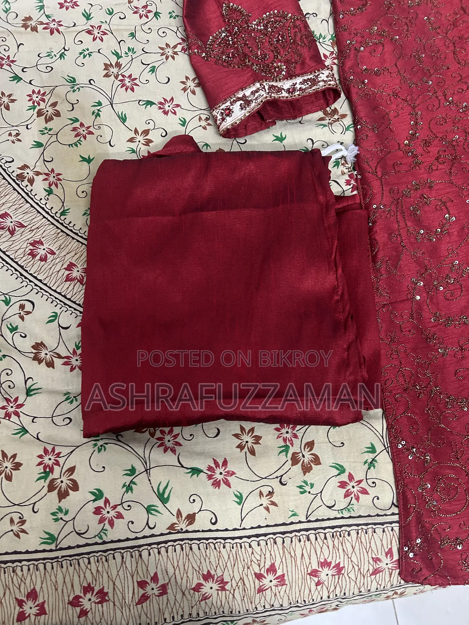 3 টি বিয়ের সেরোয়ানী ও পাকড়ী পায়জামা বিক্রি হবে নতুন