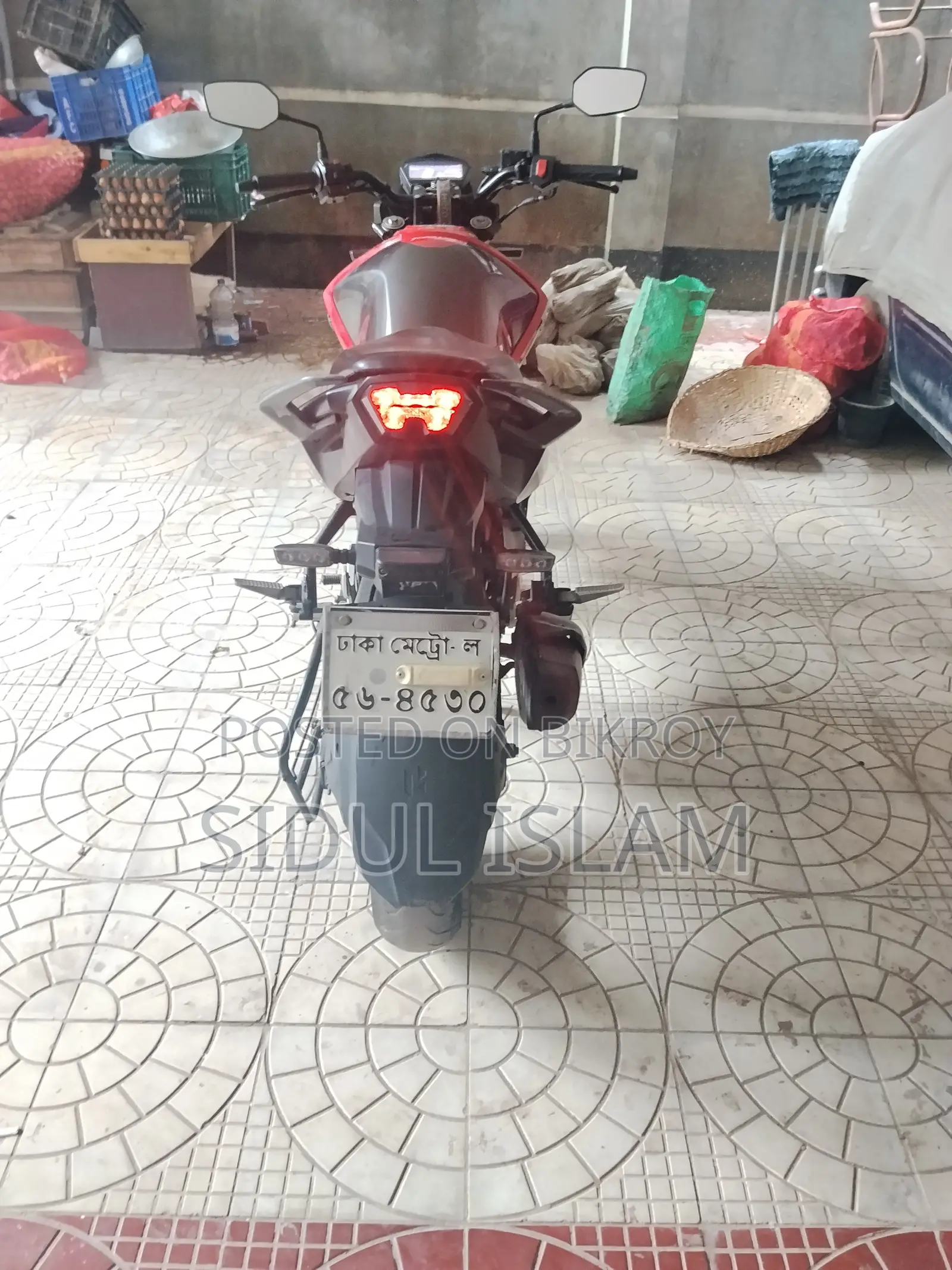 Hero Thriller 160R 2021 Red