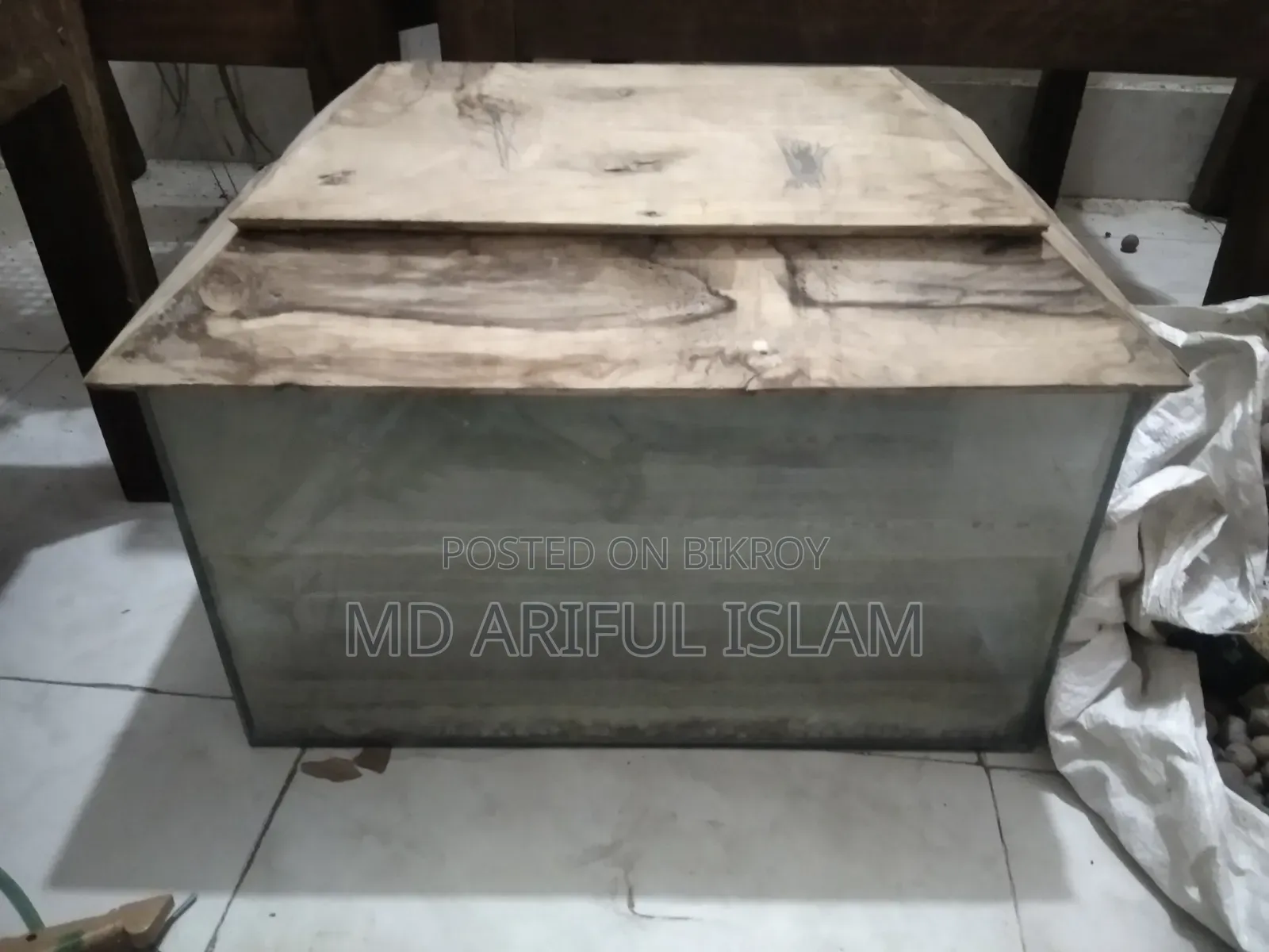 একুরিয়াম বিক্রি