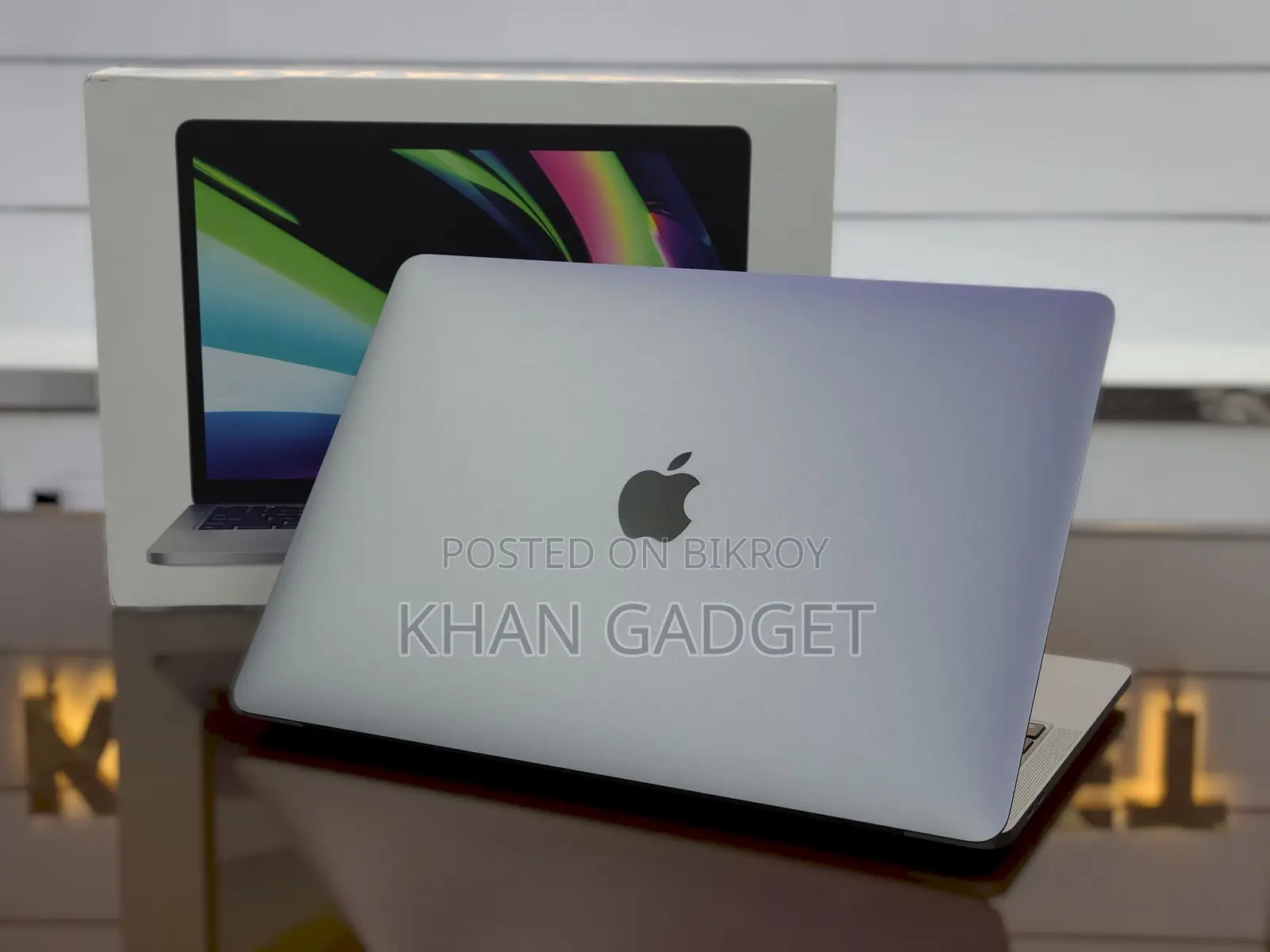 Laptop Apple MacBook Pro 2020 8GB Intel Core i5 SSD 512GB