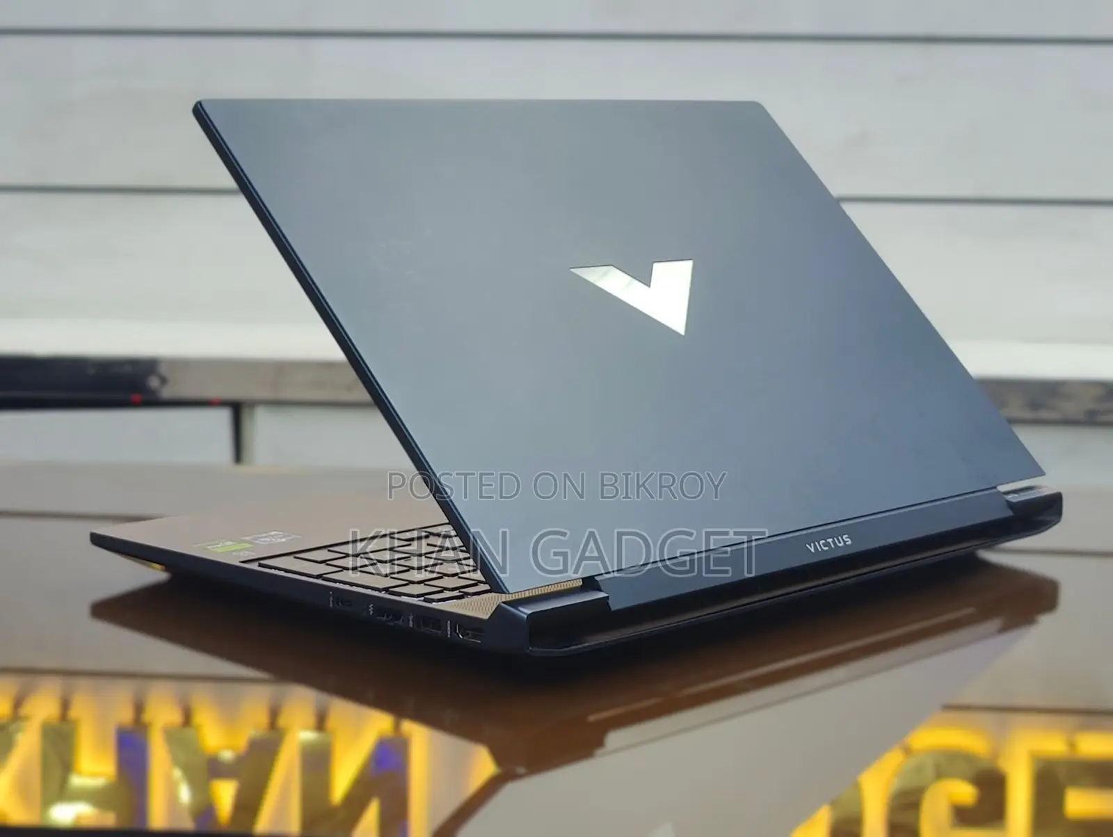 Laptop HP Victus 15 8GB AMD Ryzen 5 SSD 512GB