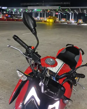 TVS Apache RTR 160 4V 2023 Red