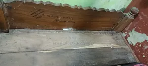 ইংলিশ খাট বিক্রি হবে