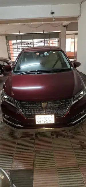 Toyota Premio 2017 Maroon