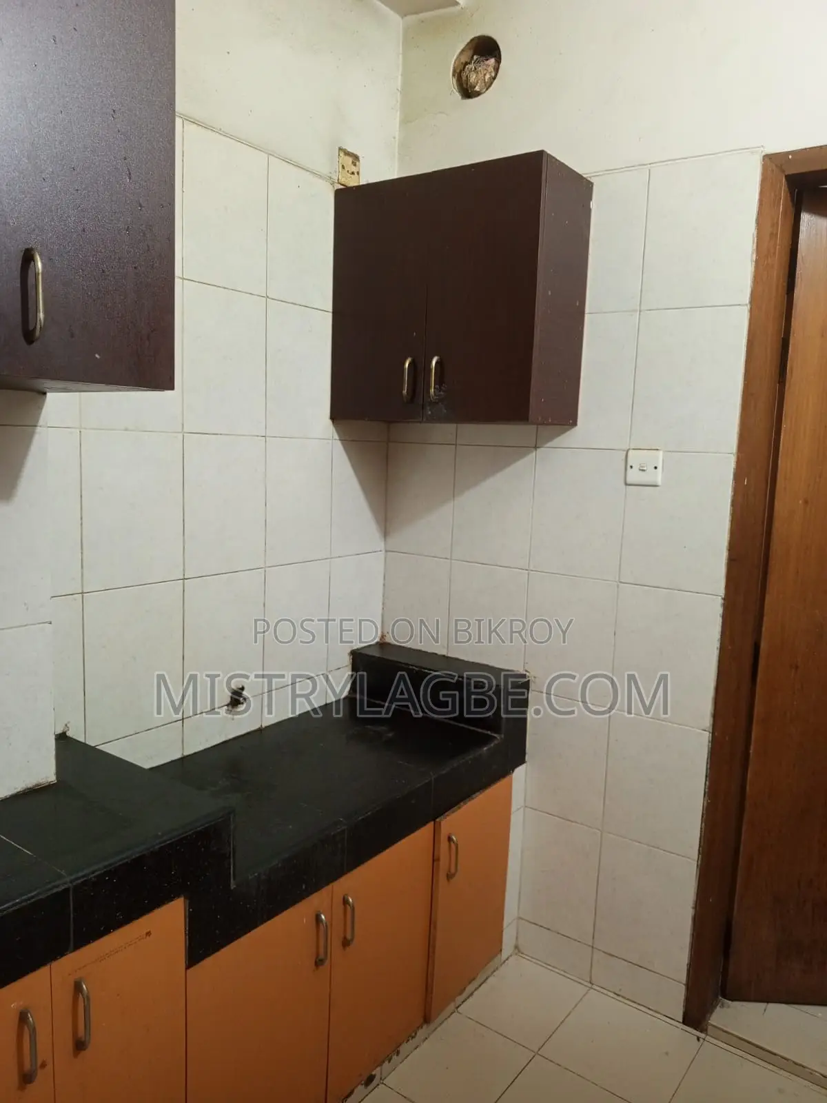 3bdrm Apartment in Basundhara for rent
