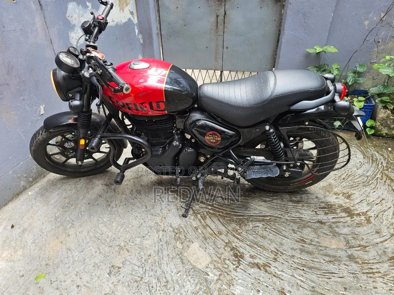 Royal Enfield Hunter 350 2025 Red