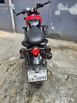 Royal Enfield Hunter 350 2025 Red